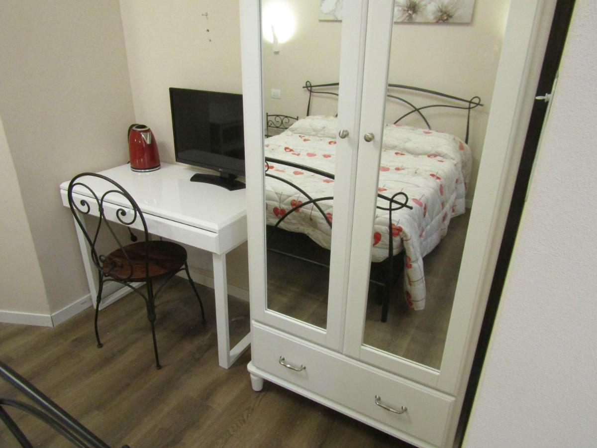 Hotel Tourist Point La Spezia Zewnętrze zdjęcie