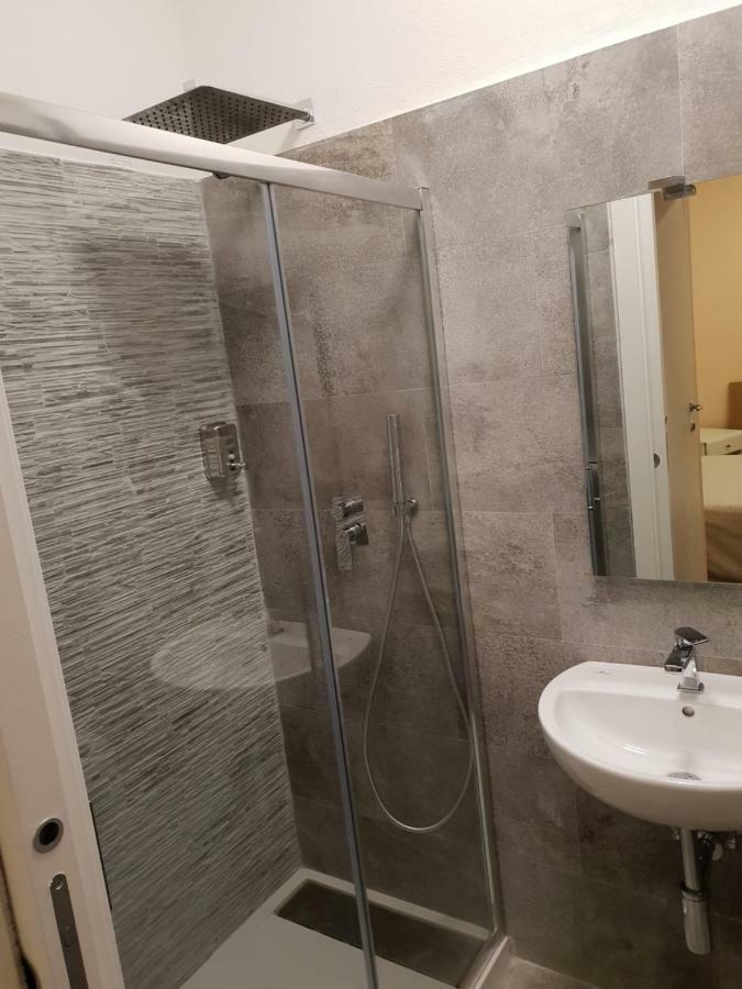 Hotel Tourist Point La Spezia Zewnętrze zdjęcie